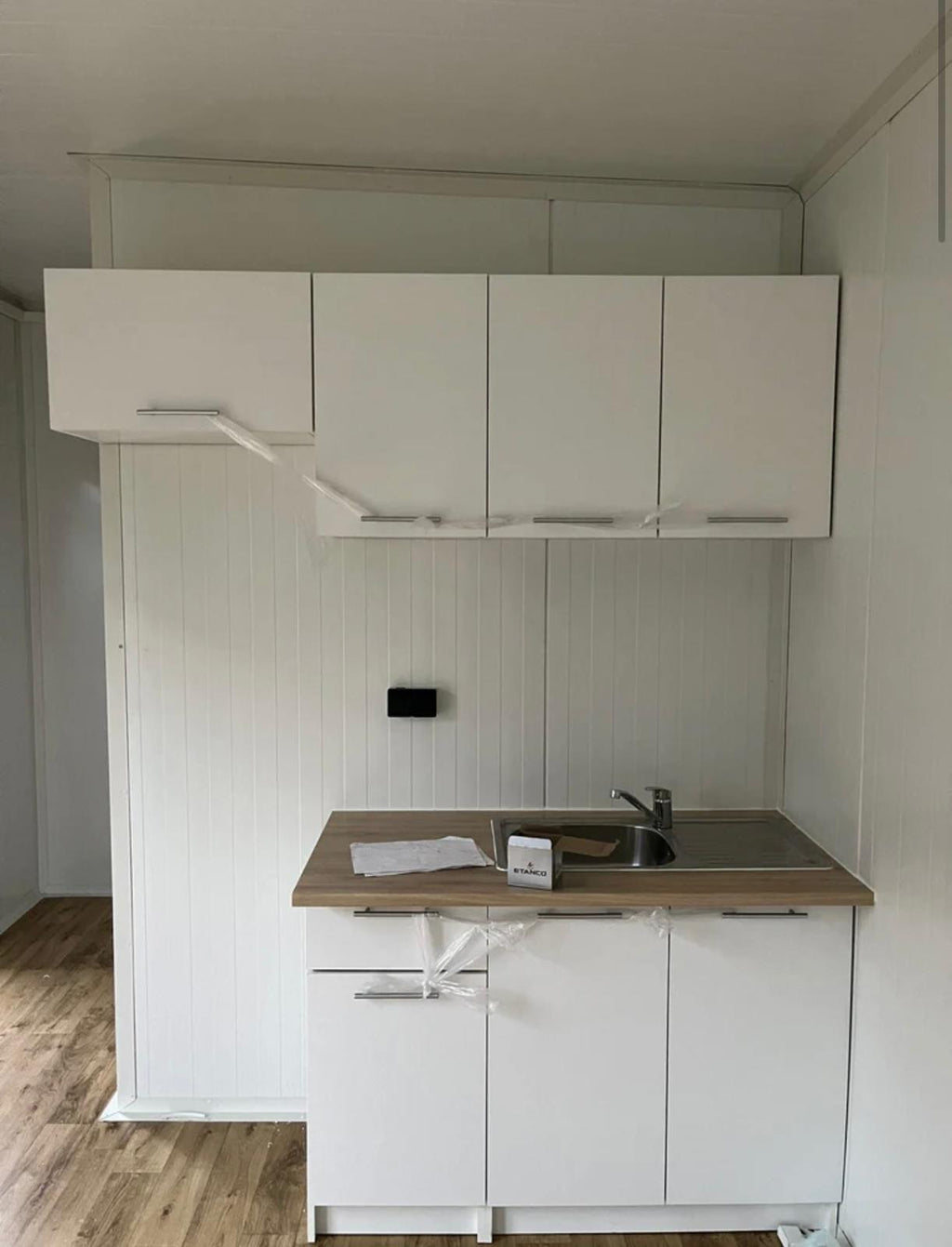 CONTENEDOR HABITABLE 6X3MT