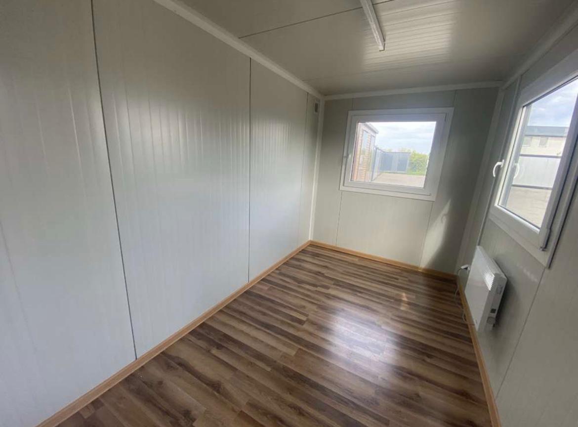 CONTENEDOR DE OFICINA 4,00M X 2,20M