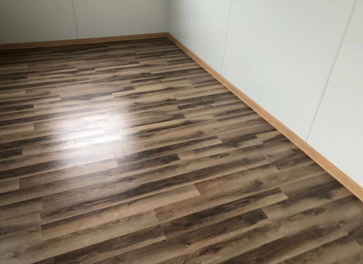 CONTENEDOR DE OFICINA 6 X 2,40 M