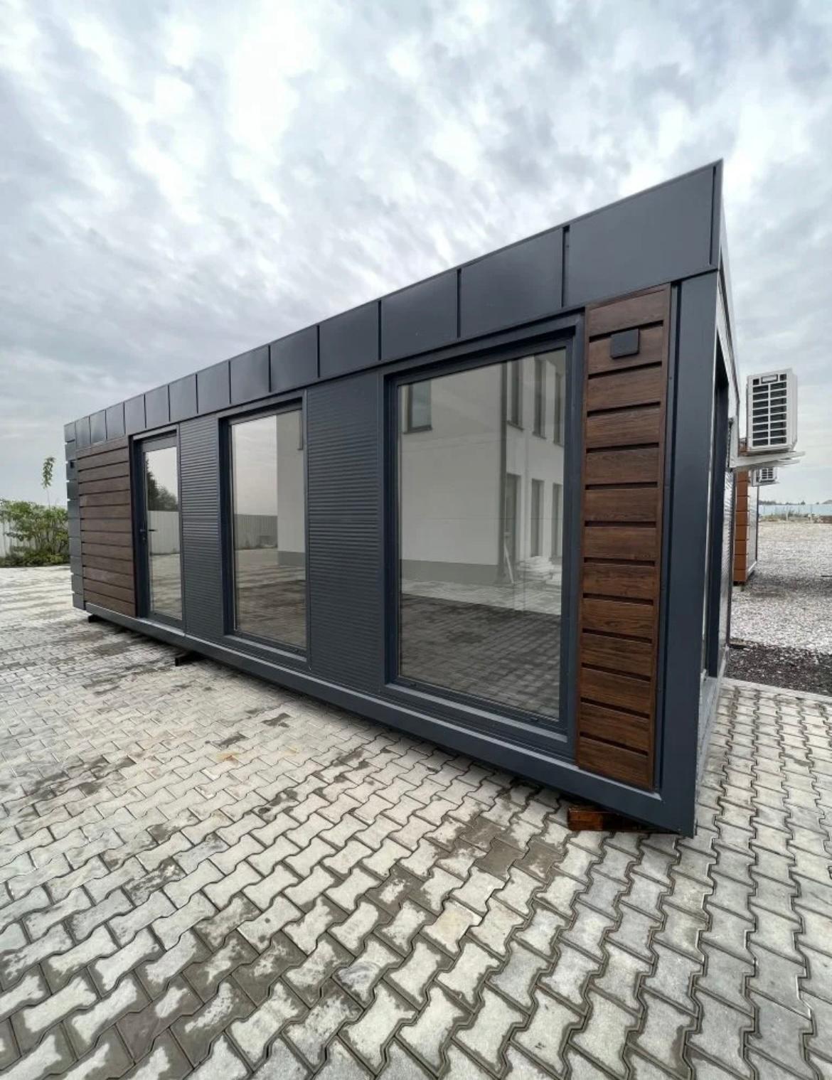 CONTENEDOR DE OFICINA 8,0 M X 3,0 M
